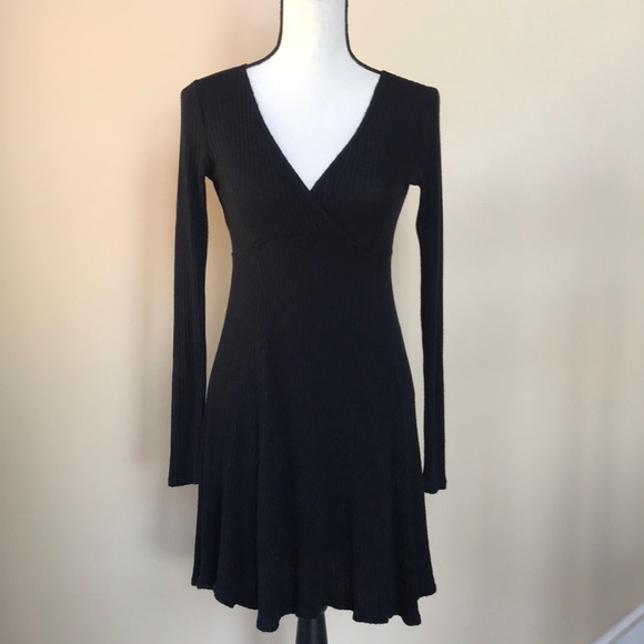 AEO Soft & Sexy Ribbed Knit Long Sleeve V-Neck Sweater Dress - Picture 6 of 14